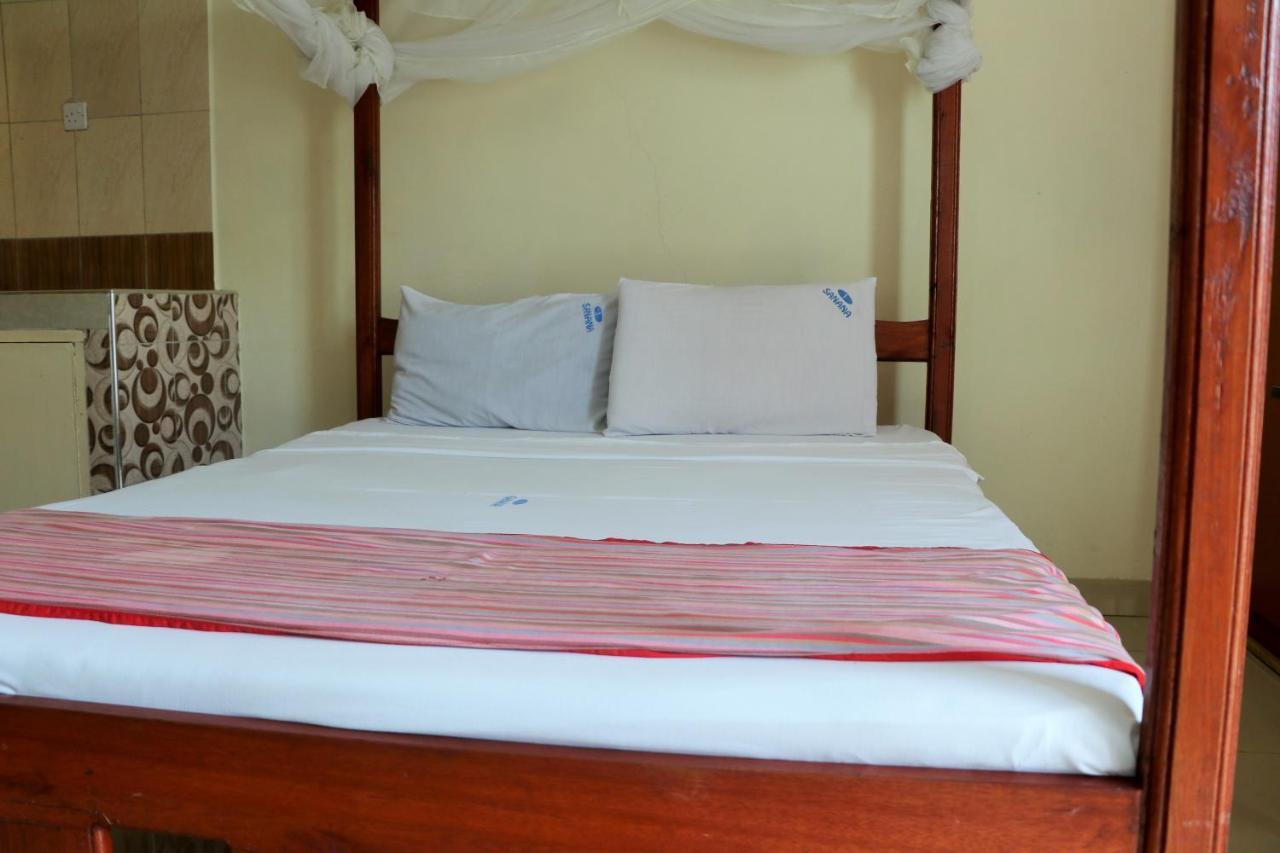 Sanana Conference Center And Holiday Resort Mombasa Exterior photo