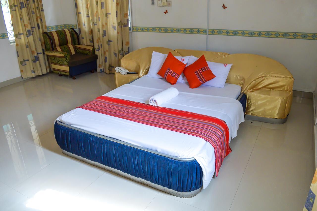 Sanana Conference Center And Holiday Resort Mombasa Exterior photo